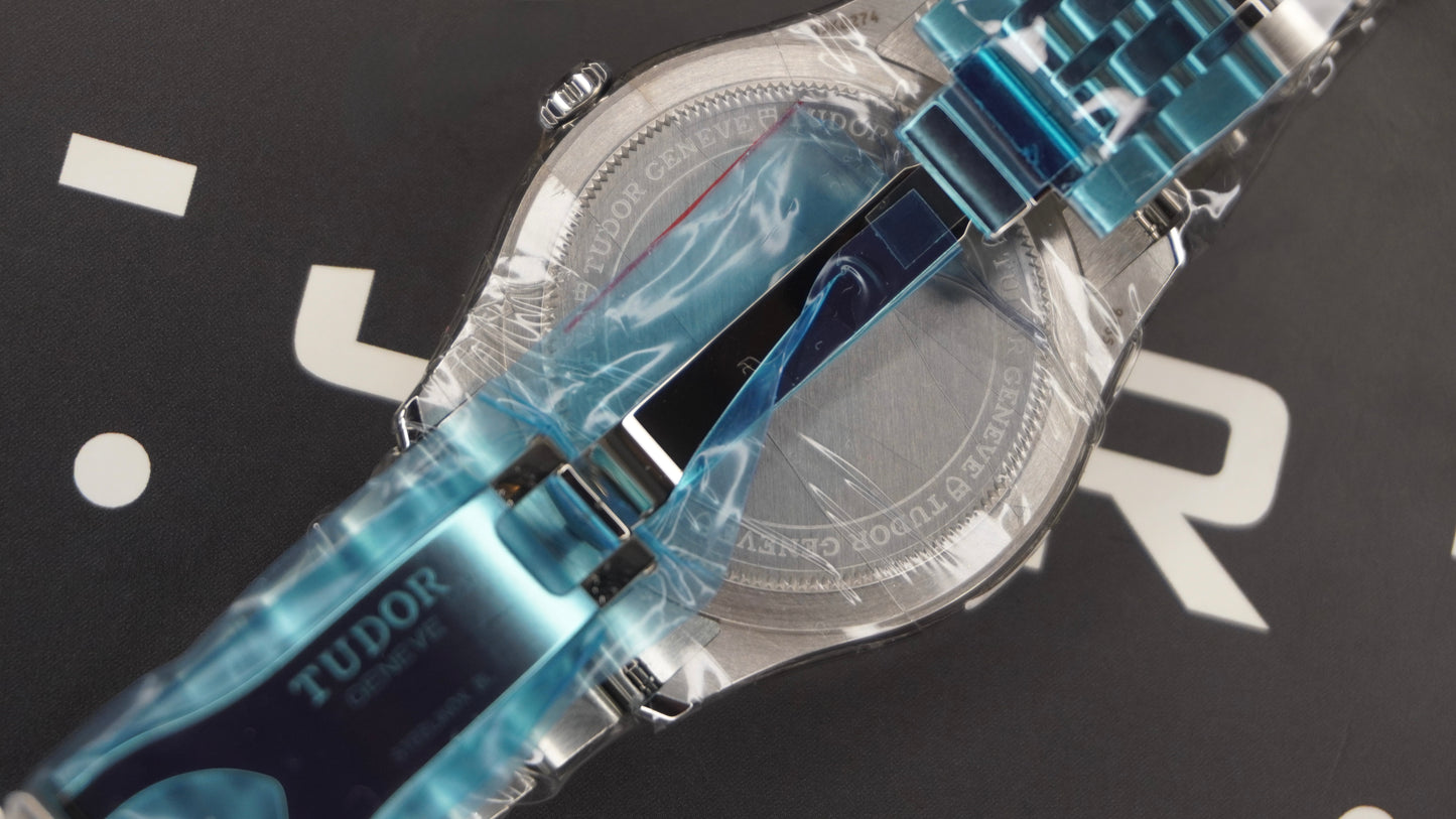 Tudor 1926 - opeline