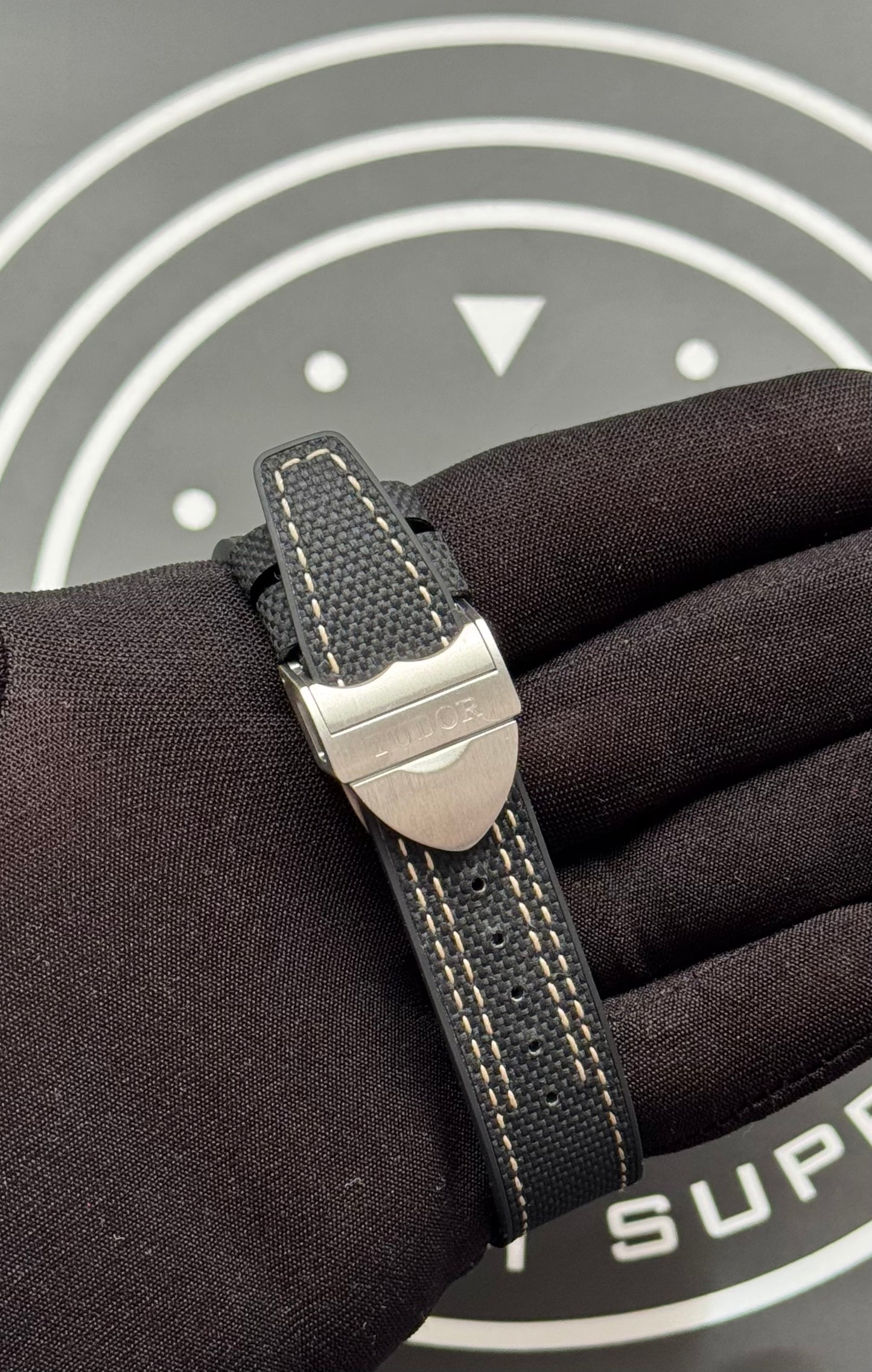 Tudor ranger 79950 - hybrid rubber strap