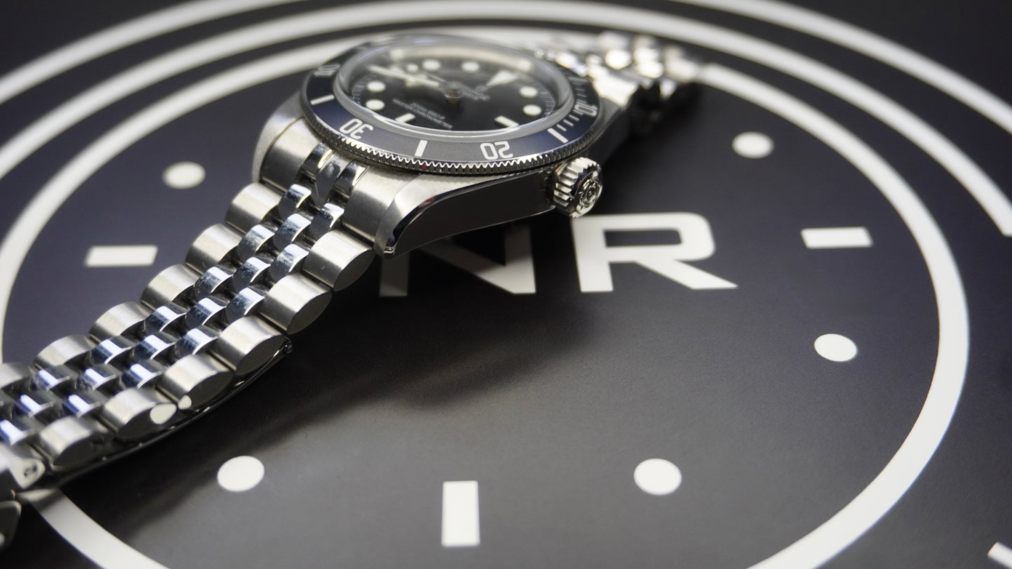 Tudor monochrome
