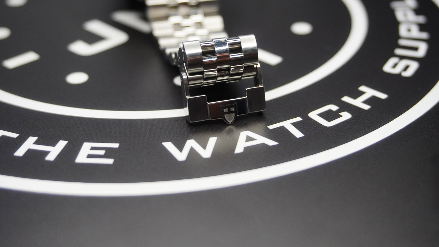 Tudor monochrome