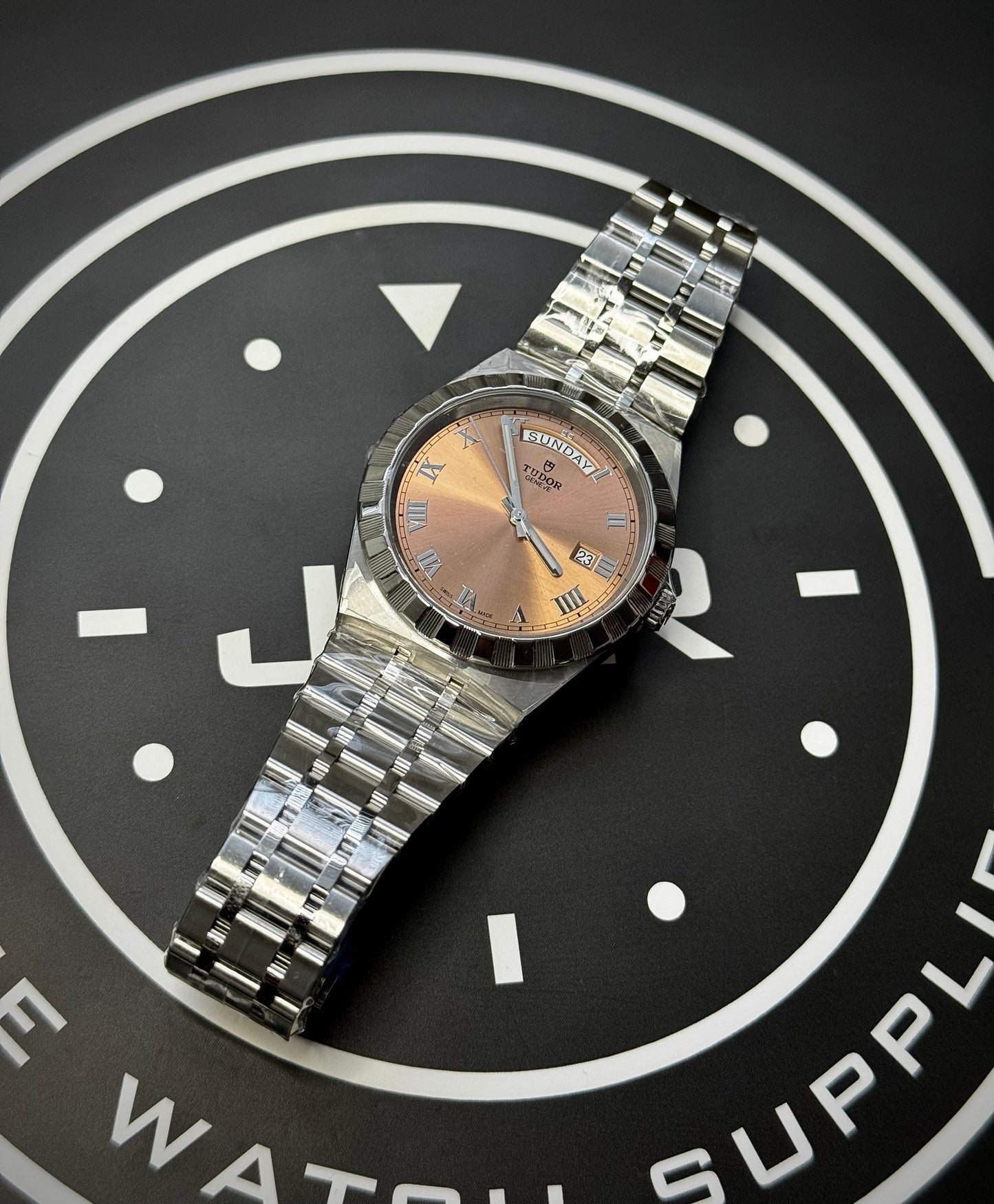 Tudor royal 41 (unworn)