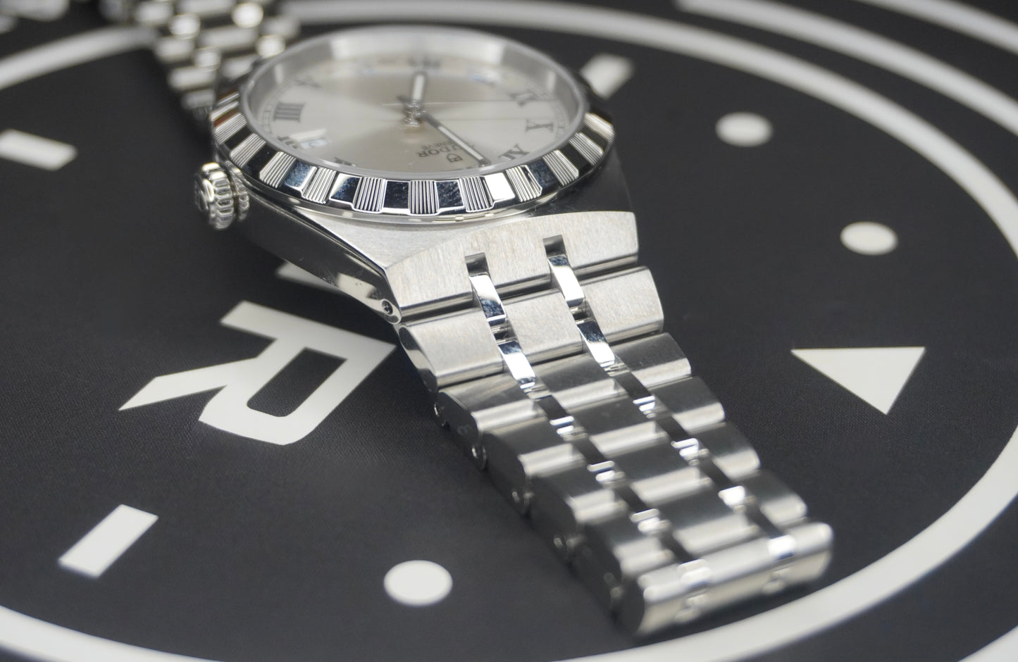 Tudor royal 38mm M28500