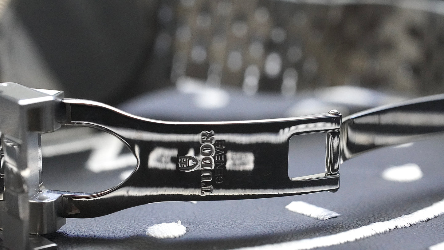 Tudor black bay one 39mm