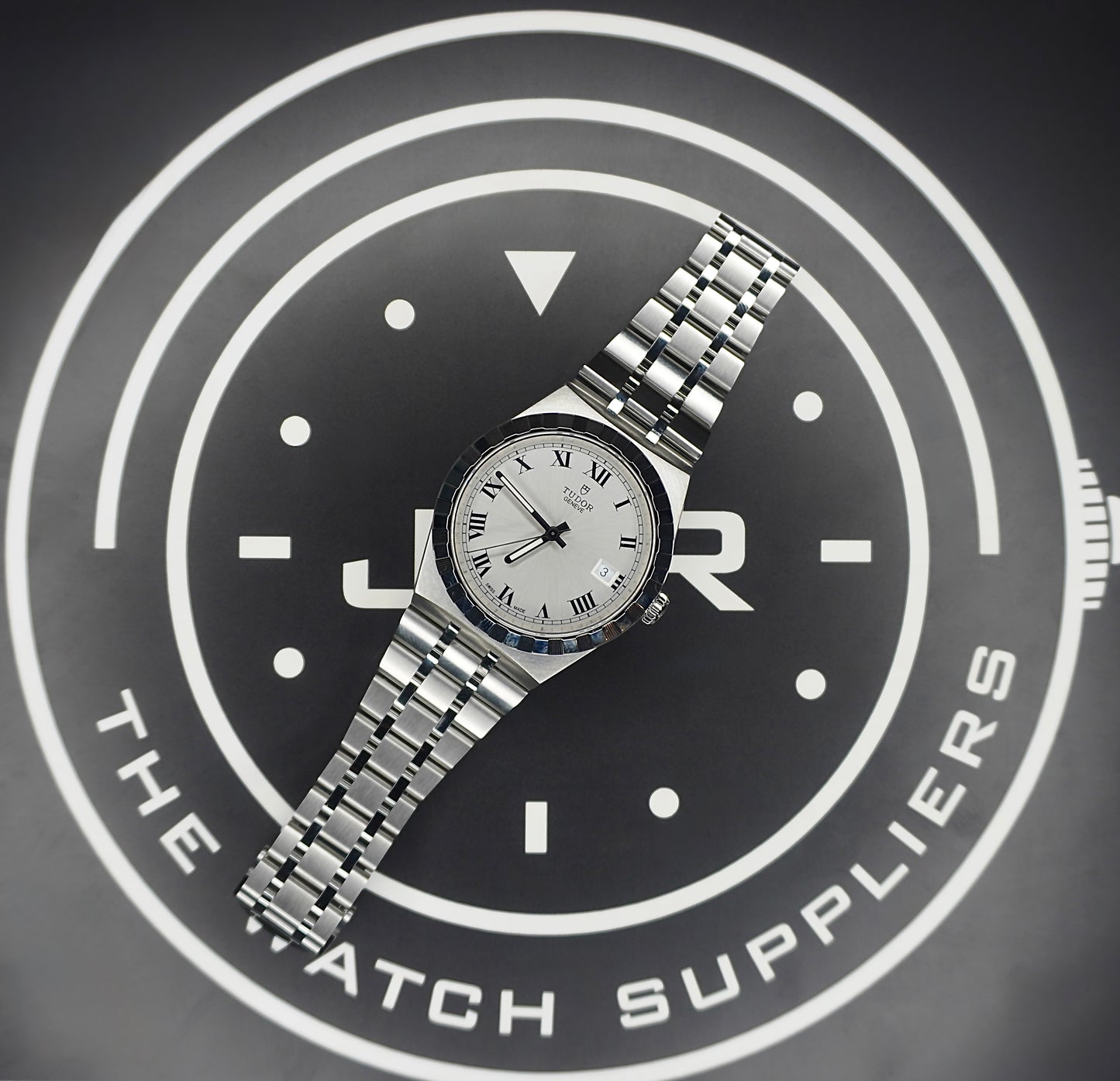 Tudor royal 38mm M28500