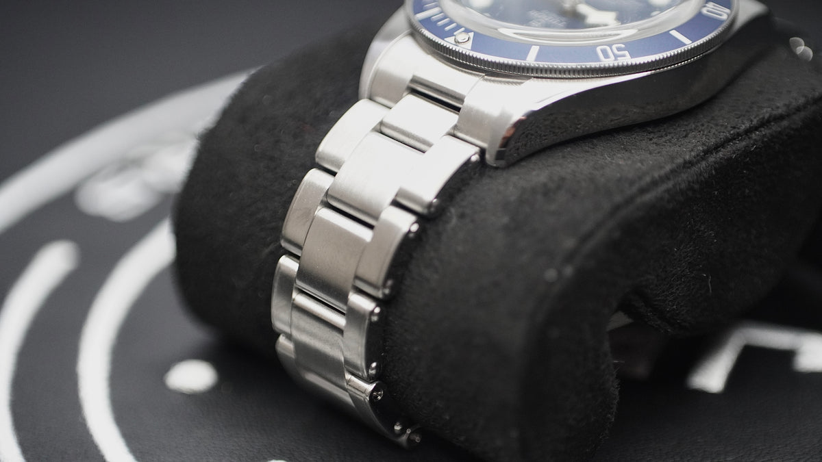 Tudor black bay 58 blue