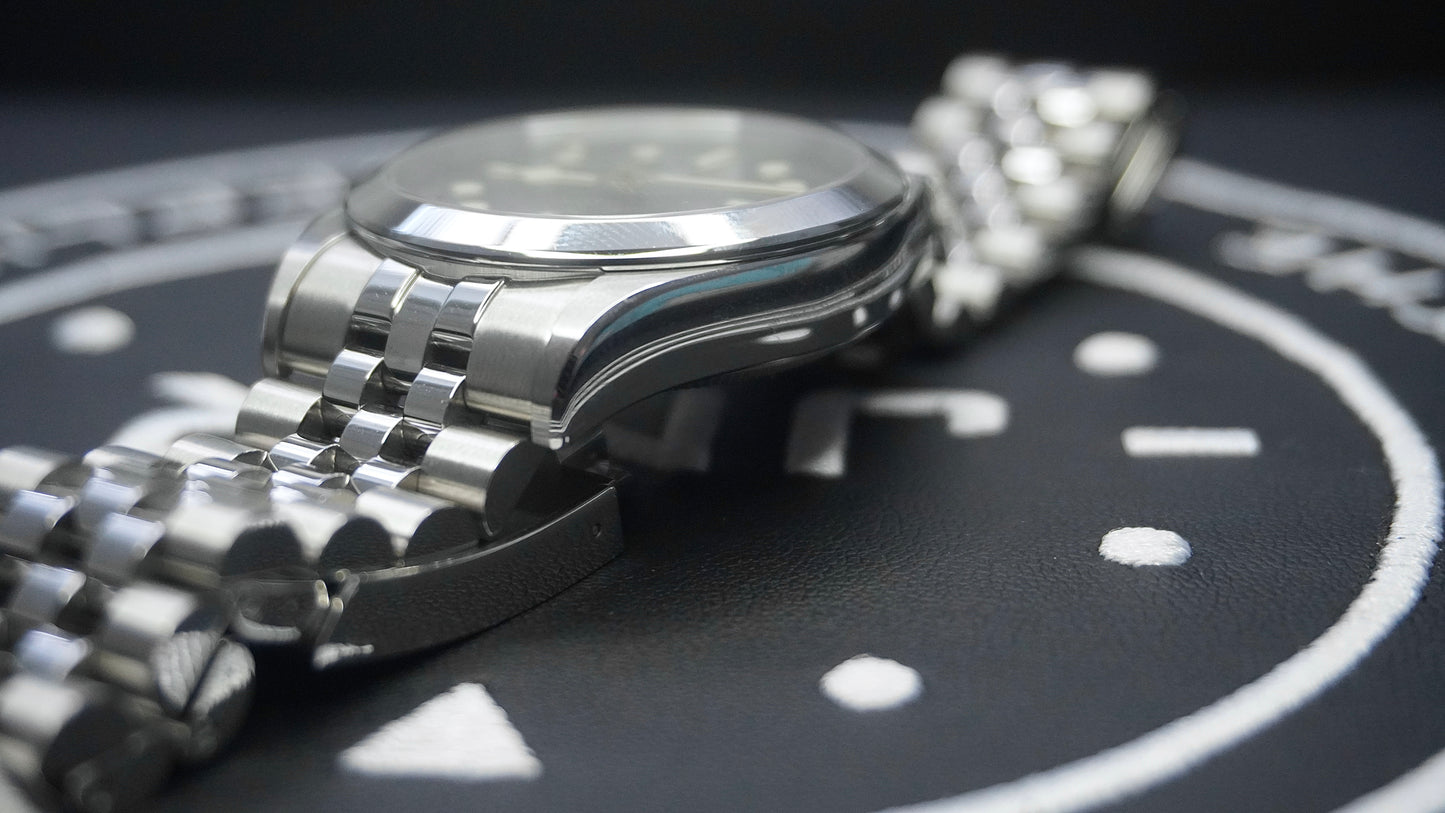 Tudor black bay one 39mm